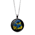 Zilveren ketting met ronde hanger en blauw-gele zonnebloemen op een glazen steen - Zilver (XSWX5353-2)
