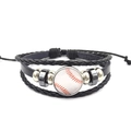 Detail van de baseball lederen armband met gevlochten koorden en zilveren kralen - Honkbal met Rode Stiksels (XSWX5272-10)