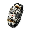 Detailansicht eines mehrlagigen Lederarmbands mit Klaviertasten-Glaskuppel und Holzperlen - Klaviertasten mit Rotem Herz Stil (XSWX5698-2)