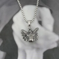 Collier avec pendentif tête de dragon rétro en acier titane avec finition argentée vieillie - Pendentif + Chaîne Assortie