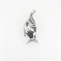 Ciondolo a forma di pesce pagliaccio in acciaio al titanio argento vintage da uomo - Solo ciondolo (Senza catena)