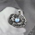 Pendentif rétro en acier titane avec dragon et phénix, gemme bleu clair et fini argent - Argent Rétro avec Verre Bleu (Pendentif Uniquement (Sans Chaîne))