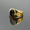Anello con sigillo vintage in acciaio inossidabile dorato con onice nero e stelle - US 7 / Oro