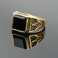 Anello massonico da uomo in oro con onice nero quadrato e simboli del logo G - US 7 / Oro