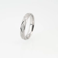 Ring van titaniumstaal met matte kruispatronen en gepolijste afwerking voor heren en dames - Maat 7 / Kleine Stijl (b1009) / Zilver