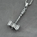 Retro Viking Thor's hamer ketting van titanium staal met gedetailleerde Valknut gravures - Hanger met Ketting