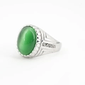 Bague argentée ornée d'une grande pierre oeil-de-chat verte et zircons latéraux - Taille 7 / Base Argentée Œil de Chat Vert