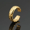 Anello in acciaio dorato con motivo a spiga di grano e design aperto regolabile - US 7 / Oro