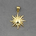 Retro 316L Titanstahl Sonnenblumen Anhänger Halskette in poliertem Goldfinish - Goldener Anhänger Nur (Ohne Kette)