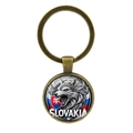 Vintage Bronze Wolf Schlüsselanhänger mit Slowakei Wappen und runden Metall Anhänger - Antikbronze