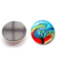 Dettaglio del motivo Albero della Vita sul fronte e retro magnetico della calamita rotonda da frigo - Stile 2 (XSWX6057-2)