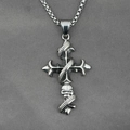Halskette aus Titanstahl mit einem Vintage-Silberkreuz und Totenkopf im Gothic-Stil - Anhänger + Passende Kette
