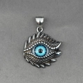 Gothic Drachenauge Anhänger aus Edelstahl mit realistischer blauer Pupille und Schuppen - Nur Anhänger (Ohne Kette)