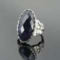 Anello retrò in acciaio inossidabile con pietra di arenaria blu ovale e incisioni floreali - Taglia 6 / Tono Argento Pietra del Sole Blu
