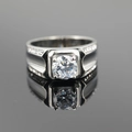 Men's titanium steel diamond ring with round solitaire stone and thick silver-tone band - US 7 / Steel
