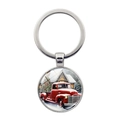 Porte-clés de Noël avec camion rouge et sapin sur anneau en métal argenté brillant et poli - Style de Camion Rouge Route Enneigée et Pin (XSWX8224-5)