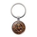 Vue détaillée du porte-clés médaillon Archange Michel avec une finition en bronze - Style d'art en relief de bronze(XSWX7943-2)