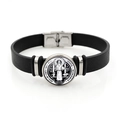 Zwarte leren armband met Sint-Benedictus medaille en zilveren roestvrijstalen vouwsluiting - Zilveren Medaille Heiligenicoon Stijl (XSWX7912-3)