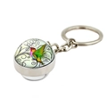 Llavero de bola de cristal con colibrí, motivo floral vintage y anillo de metal plateado - Estilo con Fondo de Pergamino en Blanco y Negro (XSWX7986-9)