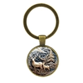 Dettaglio del portachiavi alce in bronzo vintage che mostra il design della foresta a strati - Alce Genitore-Figlio Bronzo Antico (XSWX8209-3)