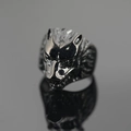 Vintage wolf head ring for men in dark grey titanium steel with rustic finish - US 7 / Black