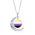 Collana con ciondolo a luna scavata e pietra bandiera Non-binary in argento - Bandiera Non Binary Pride (XSWX6393-7)