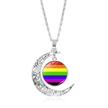 Collana con luna d'argento e ciondolo in vetro con motivo arcobaleno pride - Bandiera Progress Pride (XSWX6393-12)