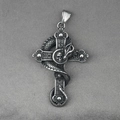 Collana gotica con drago serpente avvolto attorno a una croce in acciaio argento vintage - Solo Pendente (Senza Catena)