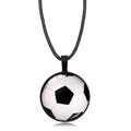 Collier pendentif cabochon en verre motif ballon de football avec cordon en cuir noir - Style Football (XSWX7470-4)