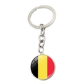 Metall-Schlüsselanhänger mit der belgischen Flagge und rundem Glasanhänger-Design - Belgien-Stil