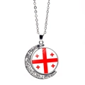 Draaibare maan hanger ketting met Georgische nationale vlag in zilveren afwerking - Georgië (XSWX7341-24)