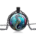 Collier avec pendentif dôme en verre hippocampe vintage et chaîne noire style boho - Noir