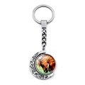 Détail du porte-clés lune vintage avec cabochon en verre motif portrait de cheval brun - Portrait de Cheval Brun Rougeâtre (XSWX7171-2)