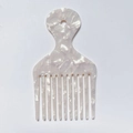 Peigne en acétate blanc perlé à long manche avec dents larges pour cheveux bouclés - Blanc