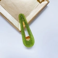 Barrette en résine vert émeraude avec paillettes argentées et base en métal doré - Goutte d'eau-Vert