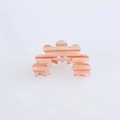 Pinza per capelli in acetato a righe rosa e bianche con design a onde per acconciature - Nudo