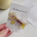 Simpatica molletta a forma di bassotto in acetato sfumato giallo e viola con strass lucidi - Giallo Sfumato