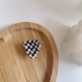 Süße herzförmige Acetat Haarklammer mit klassischem schwarz-weißem Schachbrettmuster Design - Schwarz-Weiß Kariert