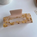 Roze rechthoekige haarklem van acetaat met geel en bruin schildpadpatroon voor dames - Beige