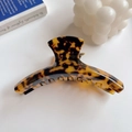 Large acetate hair claw clip with tortoise shell pattern and glossy finish for thick hair - 5# Leopard
