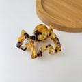 Cute tortoise shell acetate dog hair claw clip in amber and black finish - 5.5cm*3.5cm / Yellow Dog Shape