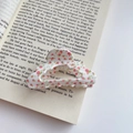 French style floral acetate hair claw clip with pink flowers on white wave shape - Cloud Floral Style