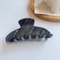 Large acetate hair claw clip with black and white stripes for thick hair styling - 5# Diagonal Black