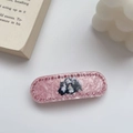 Detailopname van roze acetaat haarklem met strassteentjes en kattenpatroon - 7cmx2.3cm / Roze