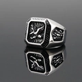 Men's retro stainless steel eagle ring with silver black finish and scorpion side pattern - US 7 / Underwire