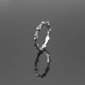 Minimalistische bamboe gewrichtsring van titaniumstaal met gepolijste vintage finish - US 6 / Zilver