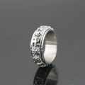 Anello rotante vintage in acciaio inossidabile con mantra e simboli buddisti incisi - Color Acciaio