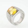 Herrenring aus Edelstahl mit großem runden gelben Edelstein in einer stabilen 4-Krallen-Fassung - Größe 7 / B-Stil Gelber Strass