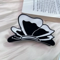 Pinza para el pelo con forma de mariposa en acetato blanco y negro y cristal - Negro y Blanco