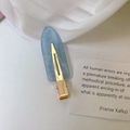 Hellblauer Haarclip aus Acetat mit goldener Metallbasis für Damen-Styling und Make-up - Blau